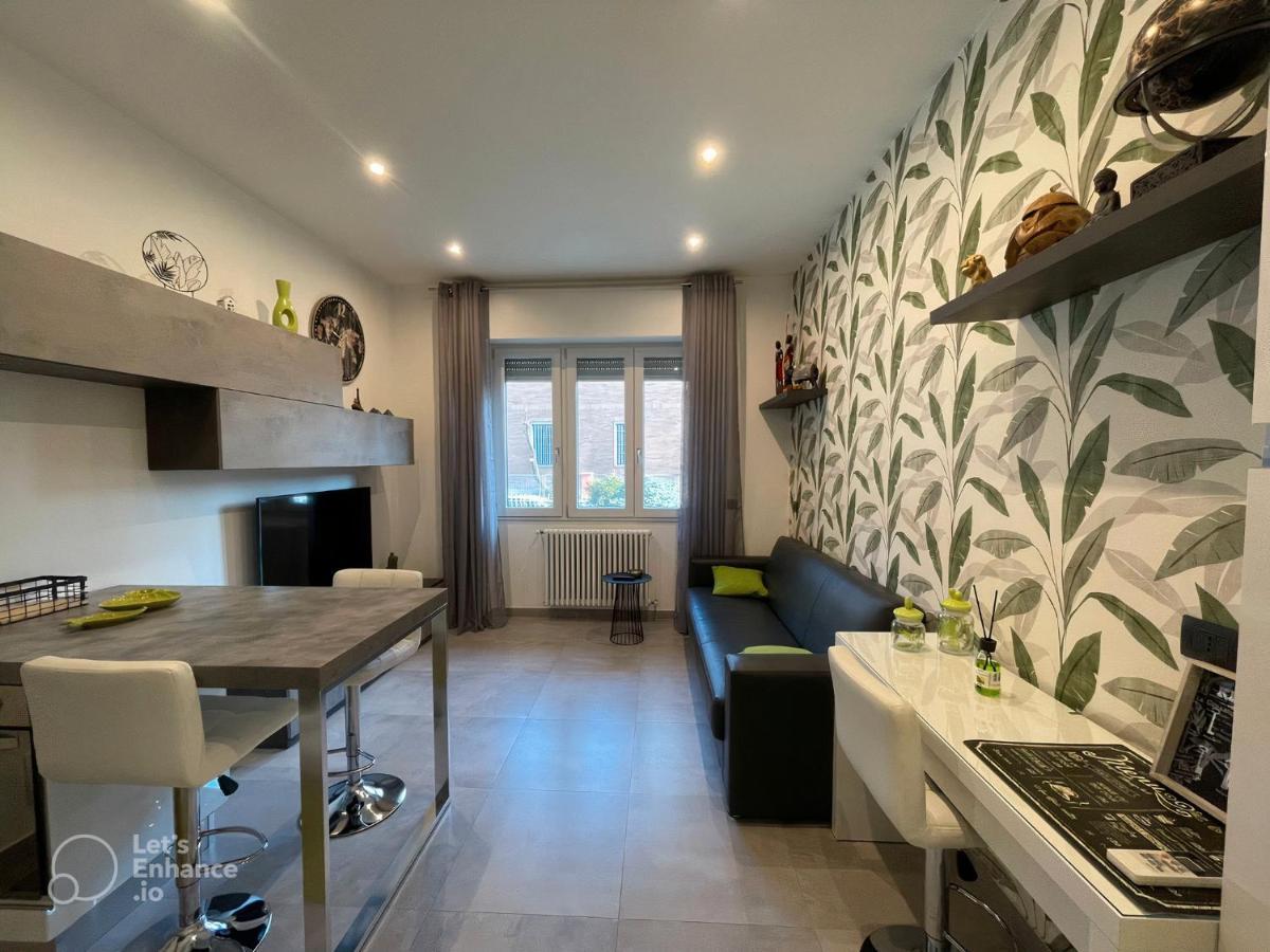 R39 Modern Apartment With Private Parking Milan Bagian luar foto