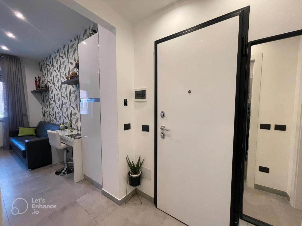 R39 Modern Apartment With Private Parking Milan Bagian luar foto
