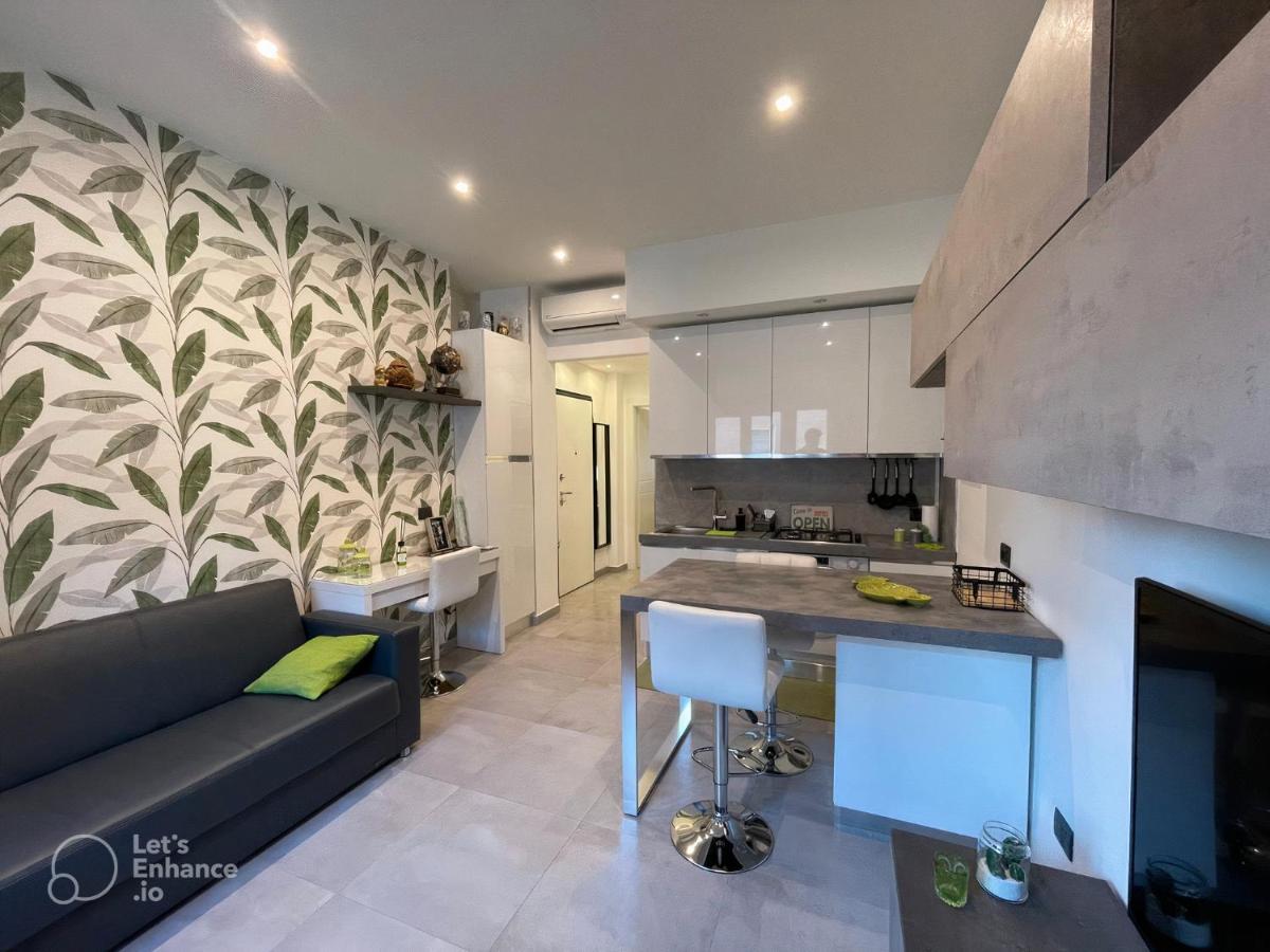 R39 Modern Apartment With Private Parking Milan Bagian luar foto